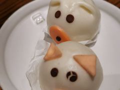 猪猪包和小熊包-云海肴·汽锅鸡·云南菜(美罗城店)