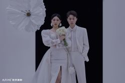 -芭莎视觉婚纱摄影(花溪店)