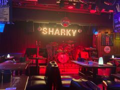 -鲨鱼美式餐厅酒吧Sharky