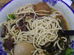 -孙浩特色牛杂面板面(华捷道店)