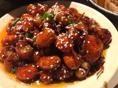 全味虾球-巴厘龙虾·榜首油焖大虾(音乐学院·沿江酒馆店)