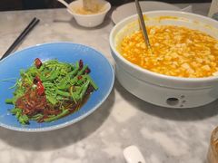 -雀蓝川菜(奥体广场店)