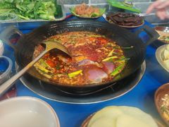 -黔老锅地摊火锅(盐务街店)