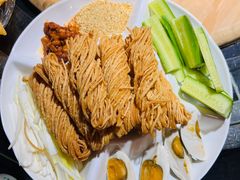 -挂旗柴锅鸡(蚌山区嘉年华店)