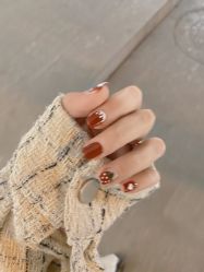-UGIRL有个美甲