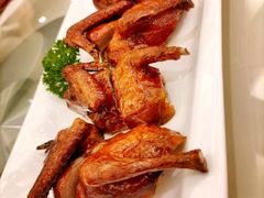 脆皮乳鸽-海逸海鲜酒家(古北店)