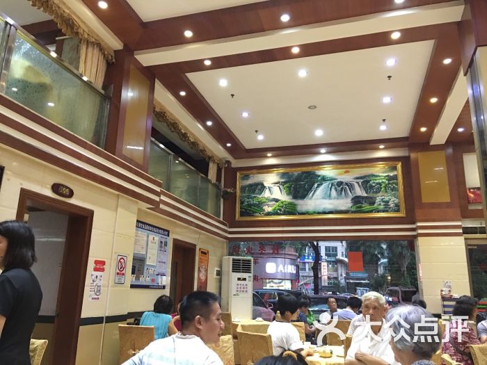 广州湛江鸡饭店图片