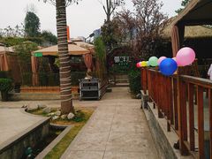 -二荆条·蜀鲜汇城市森林火锅