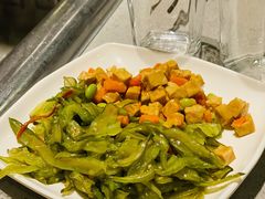 -海底捞火锅(凯德广场店)