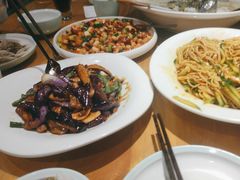 -严记小天府酸菜鱼(西四路店)