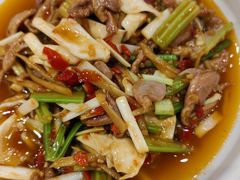 -叁煨蹄花·下饭盐帮菜(人民广场店)