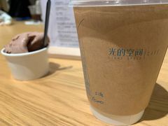 -新华文创·光的空间