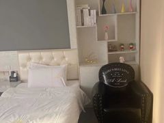 -德全心悦酒店(北京金台路地铁站店)