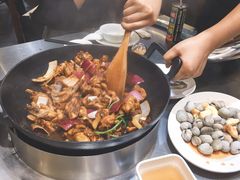 -胡须佬鸡煲四季火锅店(石厦西村直营店)