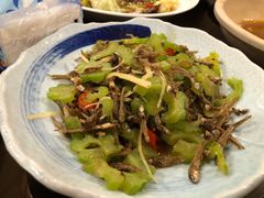 苦瓜炒丁香鱼-乡亲鹅肉城(吴江店)