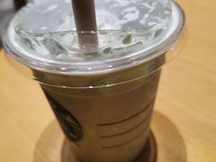 -星巴克臻选(成都环球乐天店)