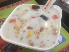 -海口骑楼小吃街