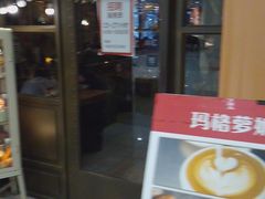 门面-玛格萝妮(汇智国际商业中心店)