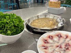-郑猛记石岐鸽主题餐厅(长江店)