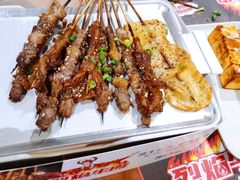 烤羔羊肉串-木屋烧烤(大运店)