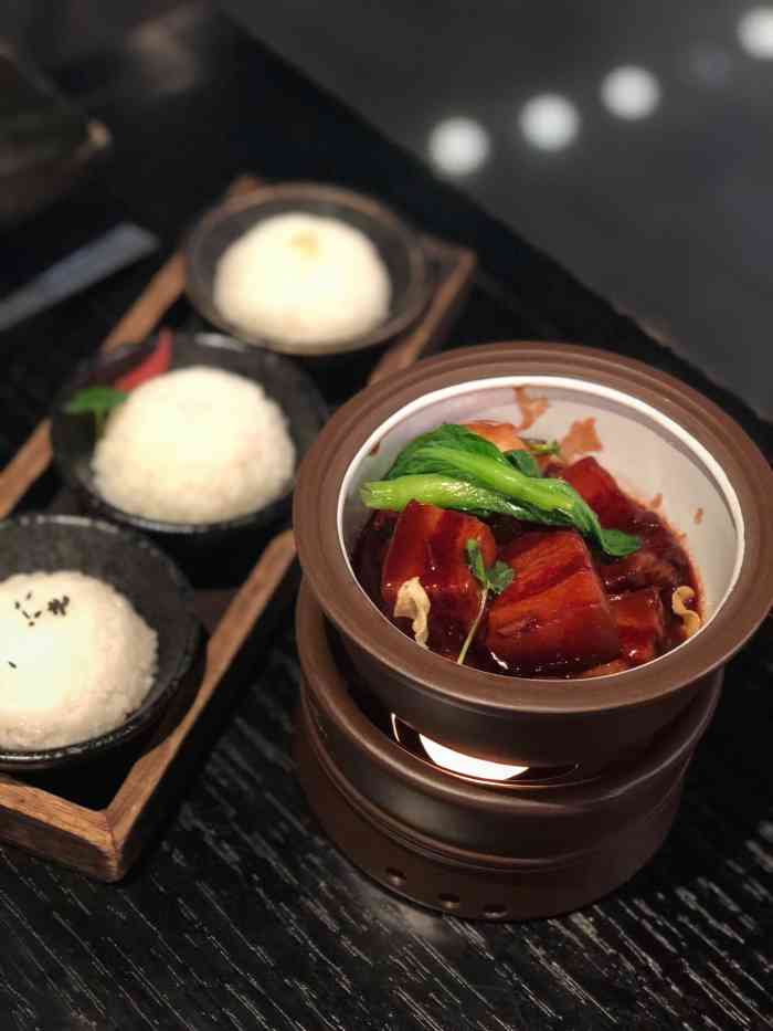雕爷牛腩(老佛爷百货店)-"呵呵 没想到 就像高级盖浇饭 筷子不错 .