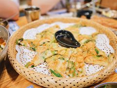 海鲜葱饼-小木屋米酒店·韩国料理(深圳总店)