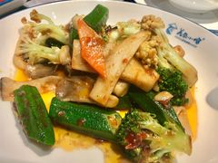 -美奈小馆·越南料理(中航城君尚购物中心店)