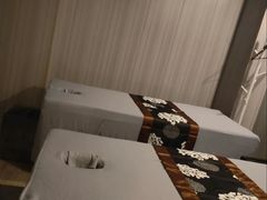 -静 泰养生(黄金城道店)