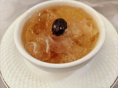 桃胶雪耳银耳羹-鹭园酒家·四十年老字号