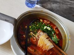 -铁锅哥米线
