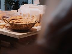 -DOUBLE HAPPINESS 双喜面包咖啡