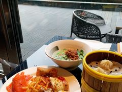 -上海漕河泾万丽酒店