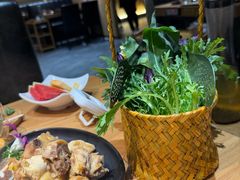 -一朵菌·野生菌探索家火锅(南亚店)