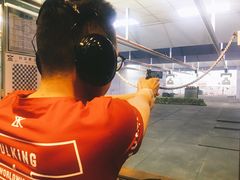 -都市枪神实弹射击俱乐部