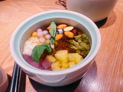 -宽鲜锅贴家常菜(永旺东部购物中心香港中路店)