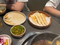 蘑界手作白饼-蘑界·野生菌火锅(深业上城店)