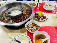-渔香岛美蛙鱼头火锅(黔灵山公园店)