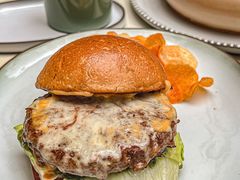 -潮一不贰·法式甜品·生日蛋糕·西式简餐(外滩店)