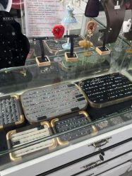 -龙之吻专业刺青·手工耳洞·纹身去色