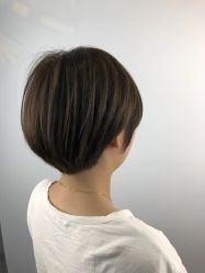 -茶发Salon·烫发染发理发