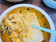 -忆笼香小笼包·抽屉馄饨(人民路店)