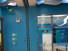 -Swim斯卫姆国际儿童游泳中心(红博中央公园店)