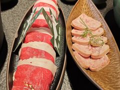 -三出山火锅(南京万象天地店)