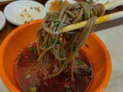 -乡党臊子面(丰庆公园店)