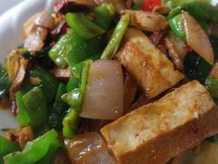 香干炒腊肉-谭家菜农夫山庄
