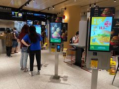 -麦当劳(中山公园龙之梦店)