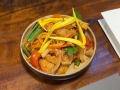 -银米·云南传统过桥米线(双廊黑金冠店)