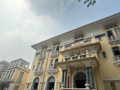 -胡志明市美术馆