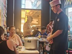 -蚝堡海鲜·威海菜·海肠捞饭·烧烤·亚洲吃蚝公司(幸福门店)