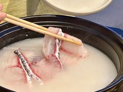 -牛牛和牛海鲜粥底火锅(长虹国际城店)